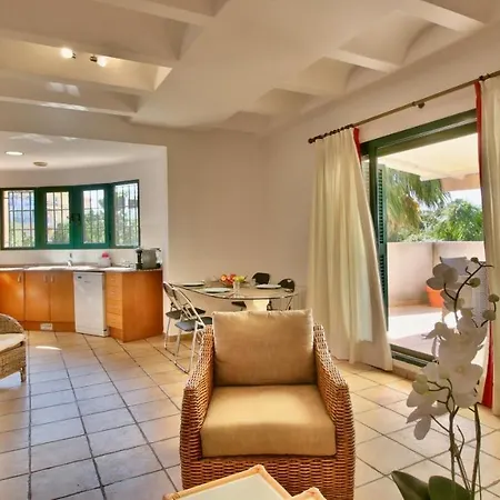 Residencial La Pontana Apartment